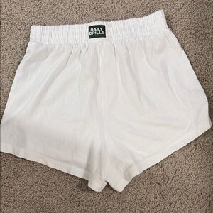 Daily Drills White Athletic Shorts for Active Comfort